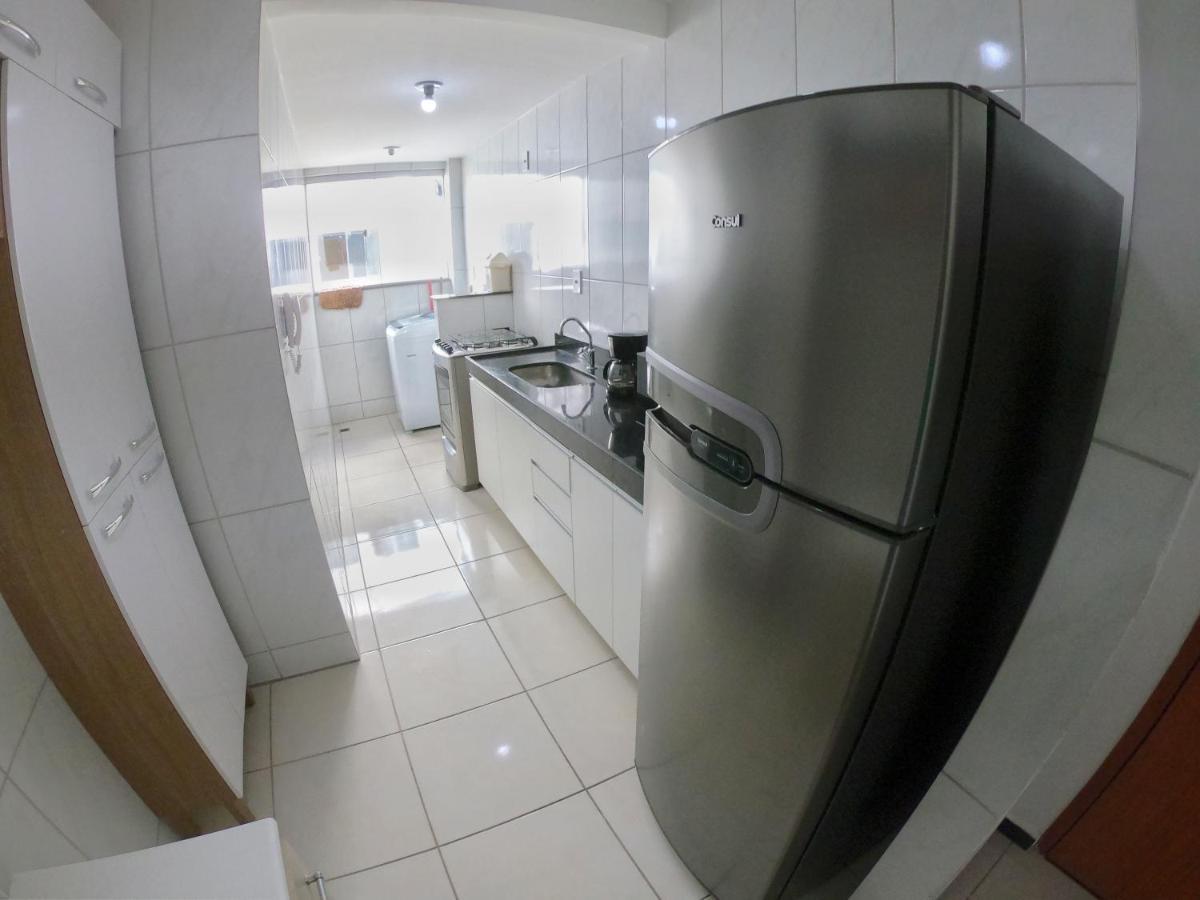 Th 3102 - Flat De 2 Quartos Com Varanda โกเวร์นาดอร์ วาลาดาเรส ภายนอก รูปภาพ